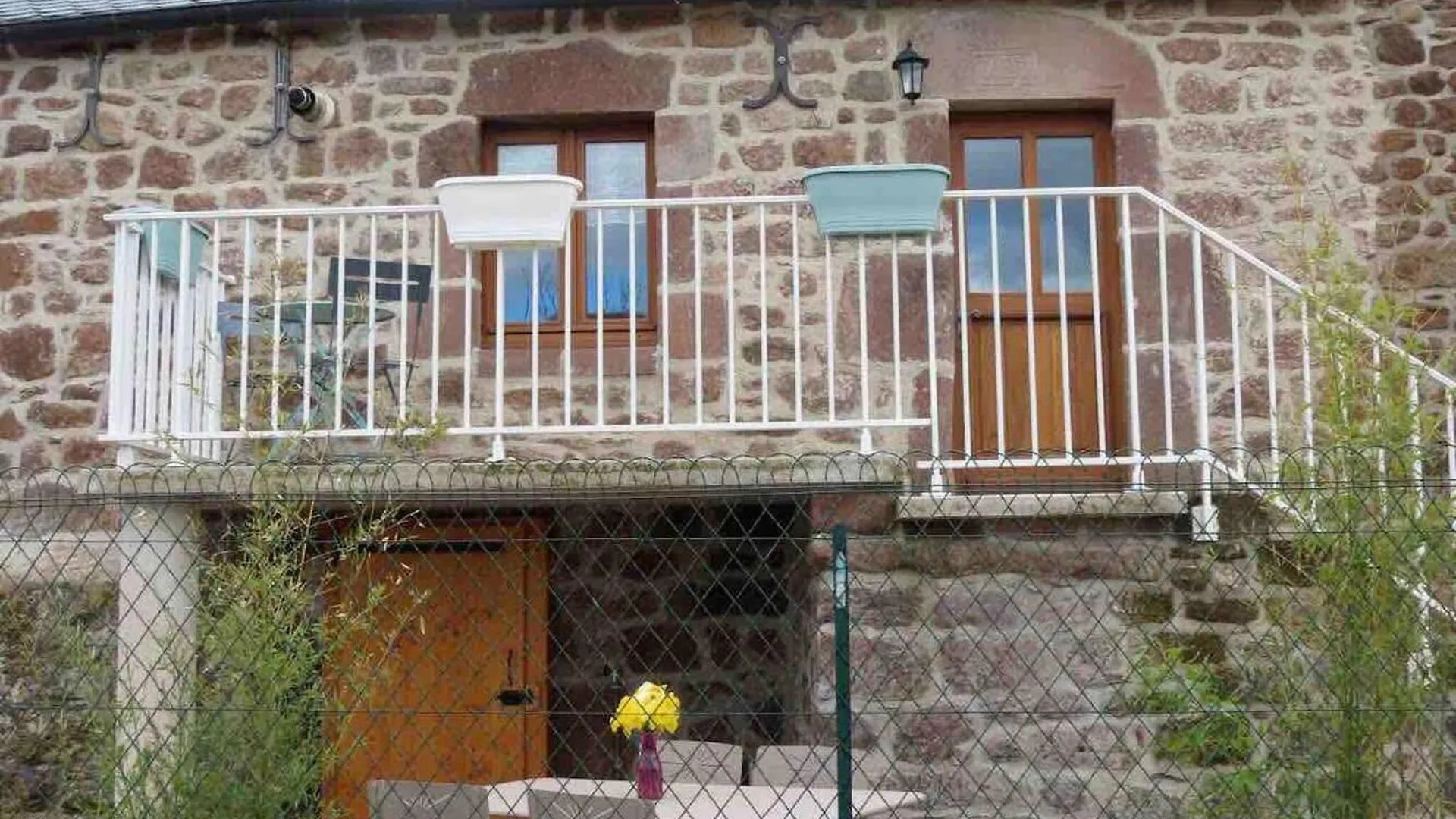 Maison Charmante A Banassac Avec Terrasse Canilhac France