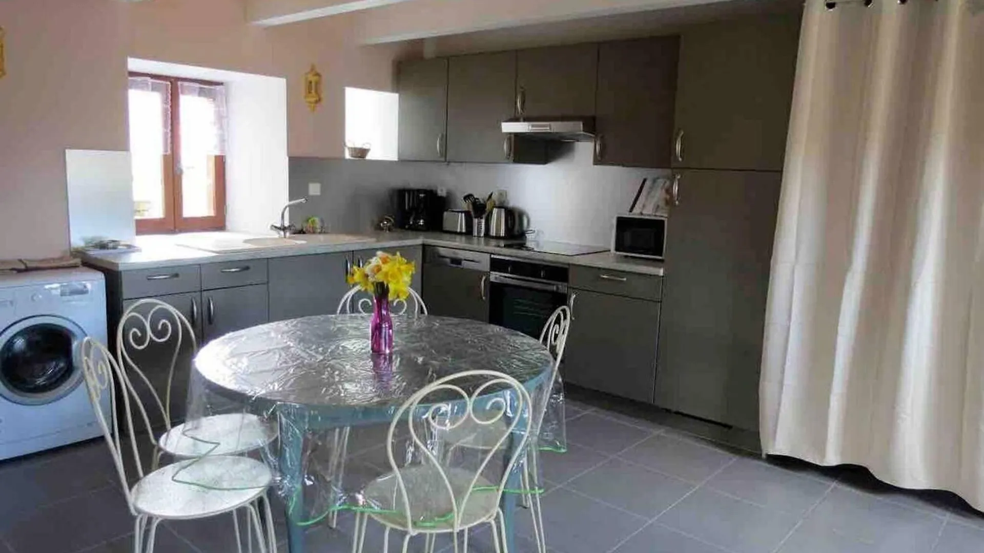 Maison Charmante A Banassac Avec Terrasse Canilhac Holiday home