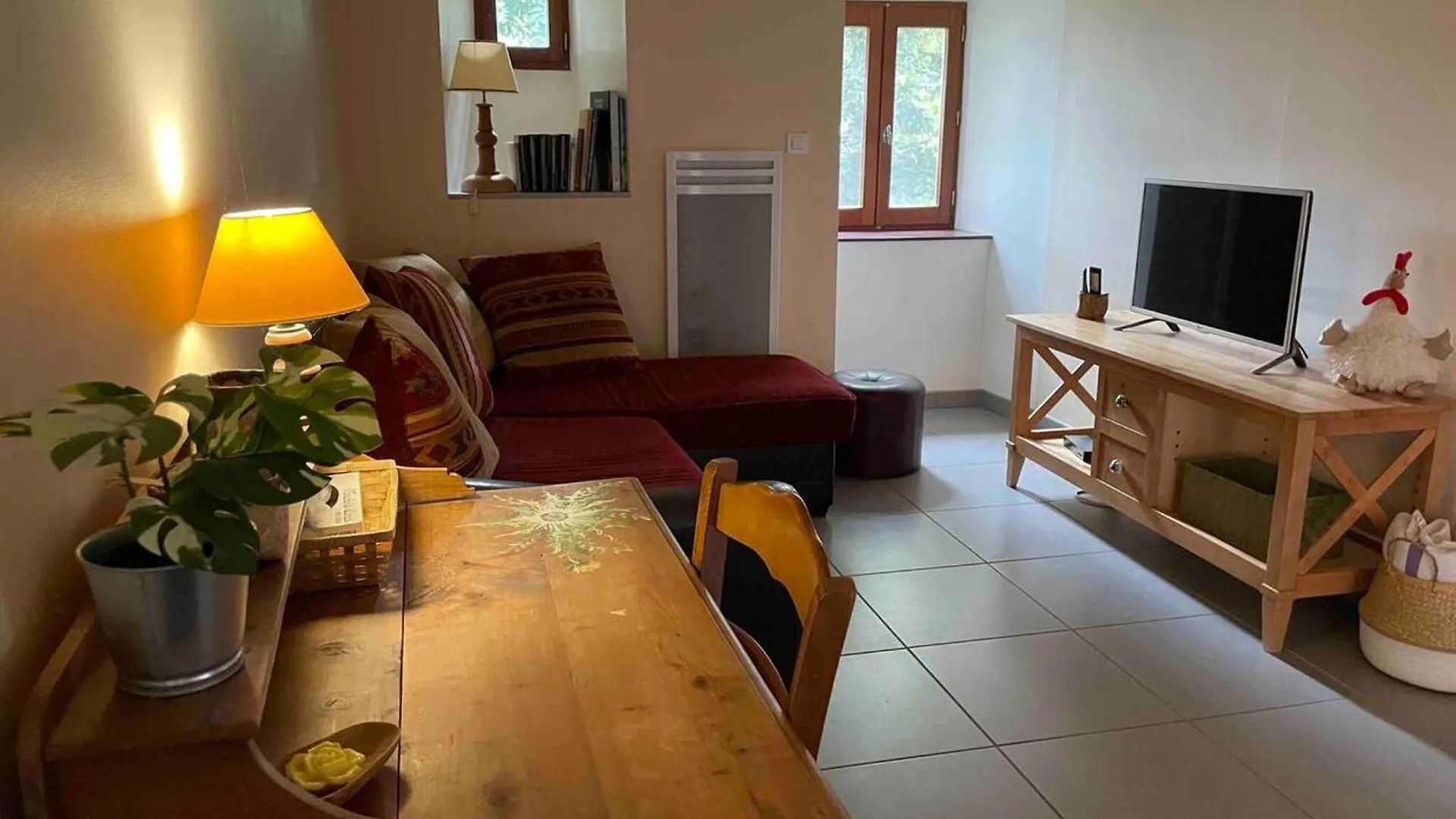 Holiday home Maison Charmante A Banassac Avec Terrasse Canilhac France